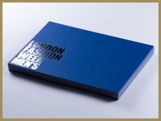 Pozvánky na London Fashion Week, triplex Colorplan Royal Blue